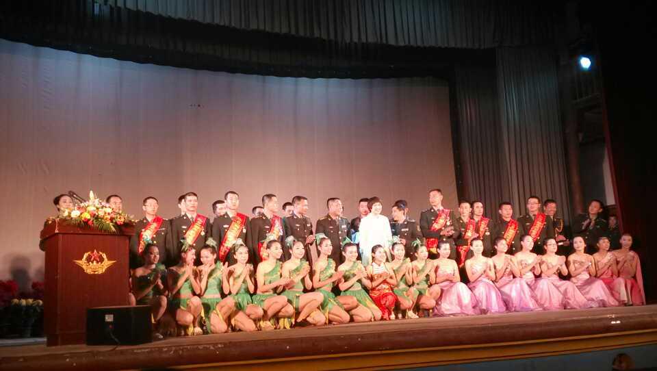 教育科学学院艺术团下部队参加演出